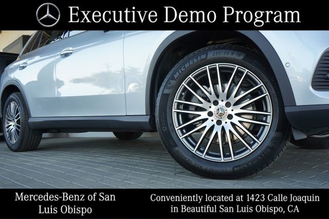 Used 2026 Mercedes-Benz GLC 300 image 11