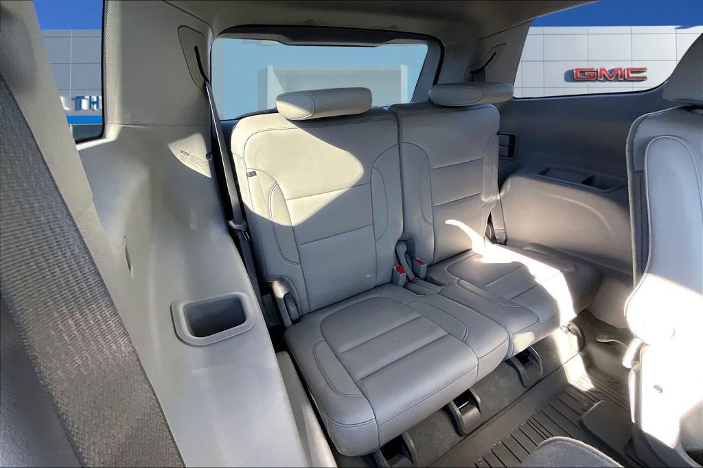 Used 2023 GMC Acadia SLT image 26