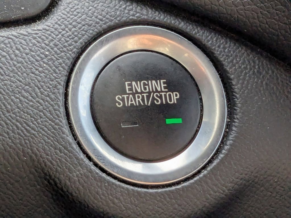 Used 2019 Chevrolet Equinox LT image 30