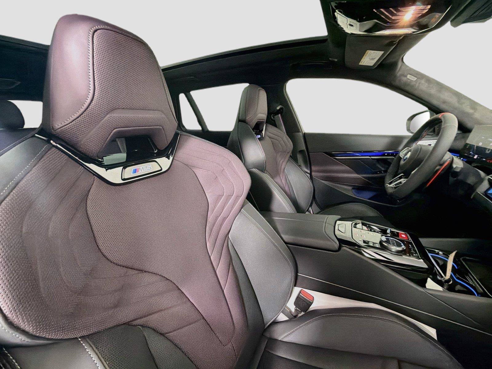 New 2027 BMW M5 Touring AWD/4WD image 30