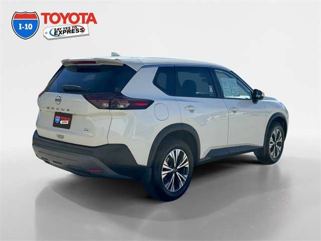 Used 2023 Nissan Rogue SV image 5