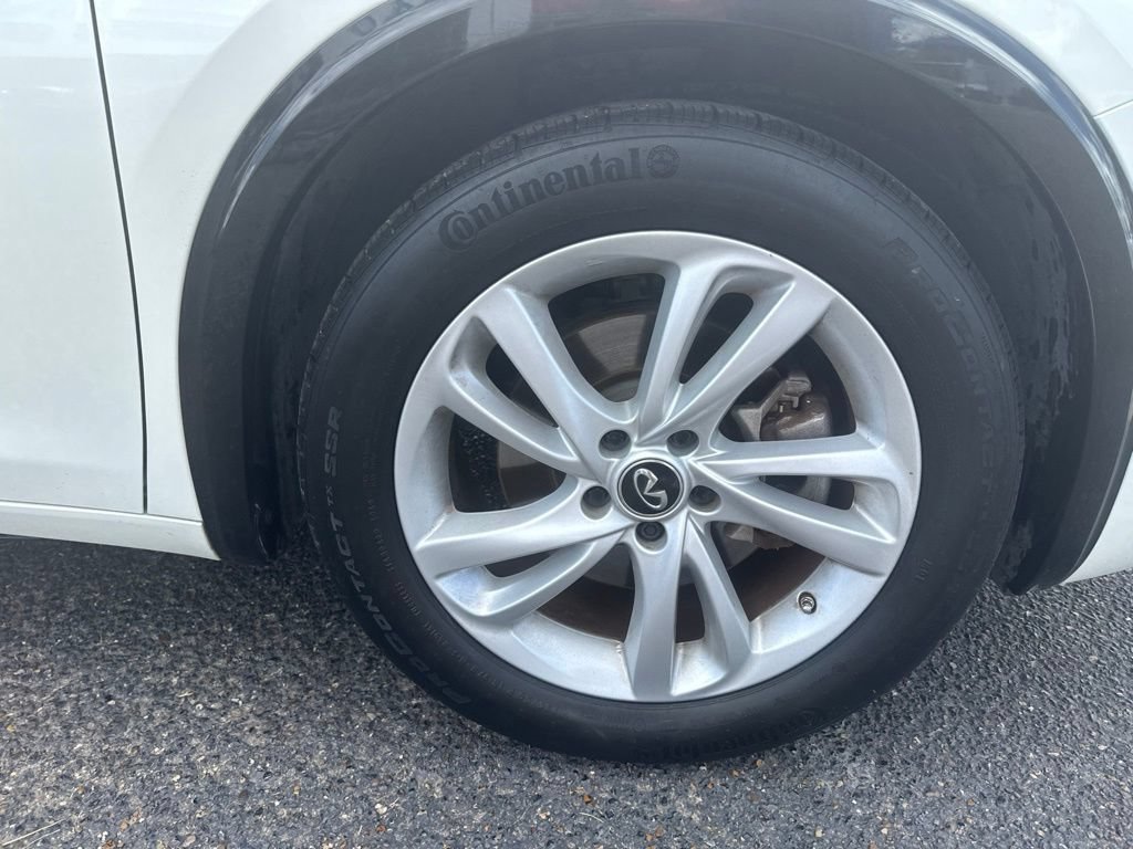 Used 2018 INFINITI QX30 FWD image 8