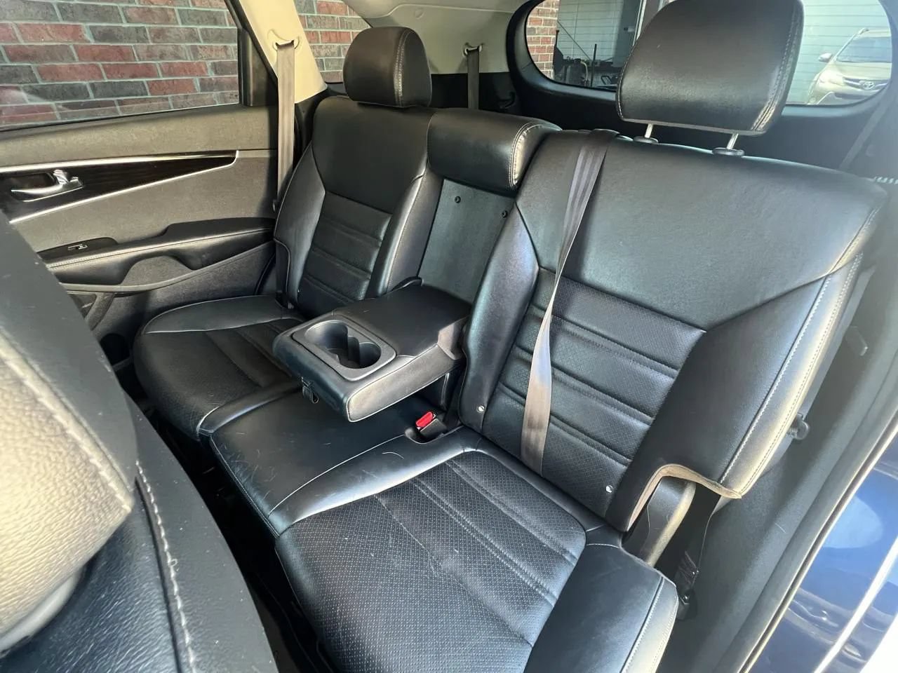 Used 2019 Kia Sorento EX FWD image 42