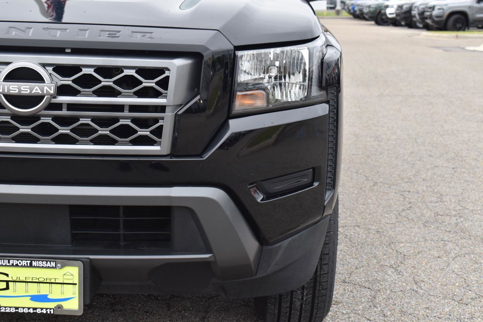 Used 2022 Nissan Frontier SV image 19