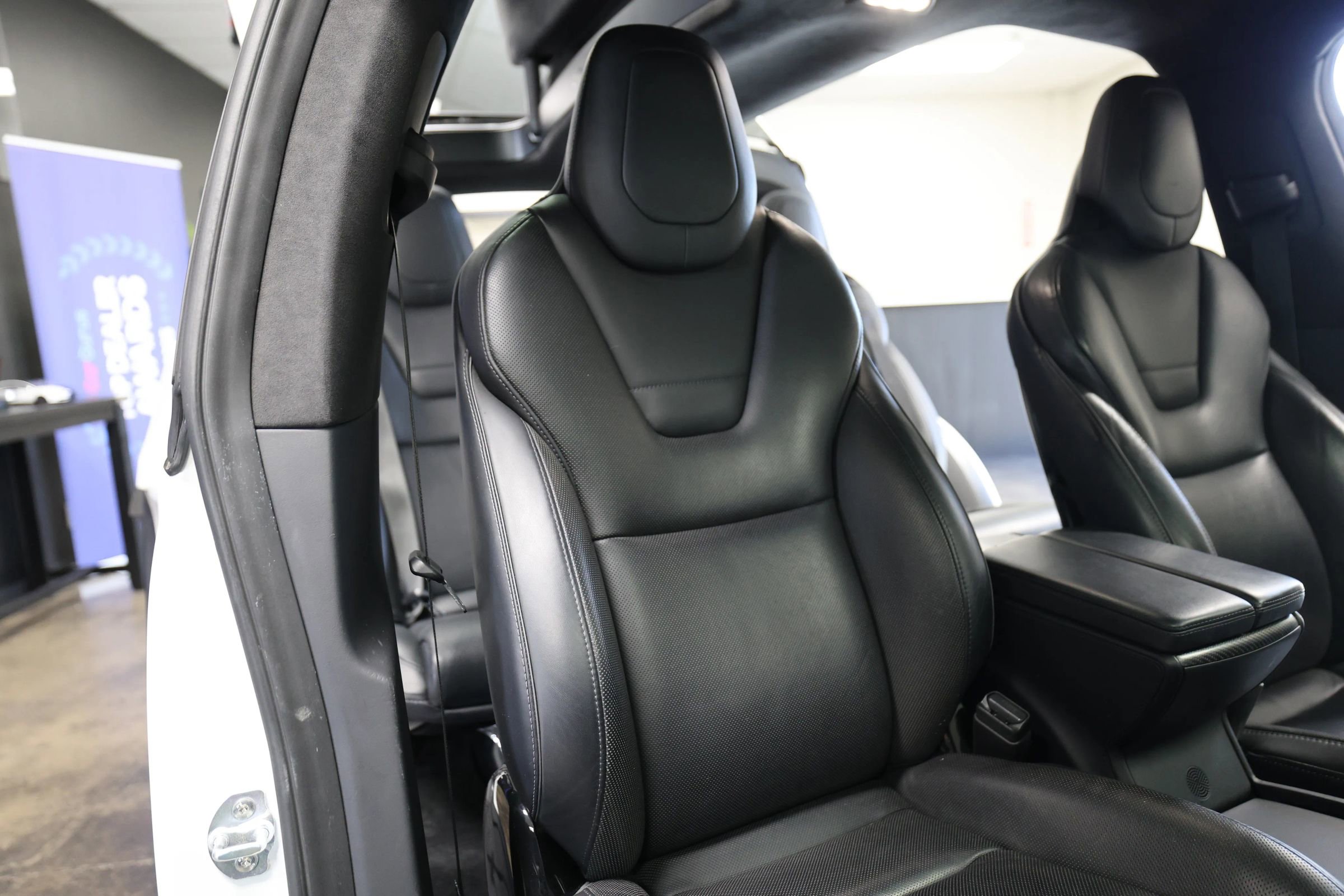 Used 2016 Tesla Model X Performance image 38