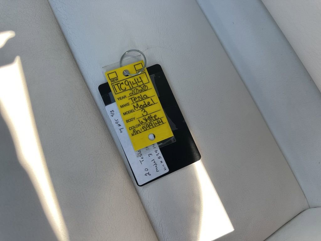 Used 2020 Tesla Model 3 Standard Range Plus image 34