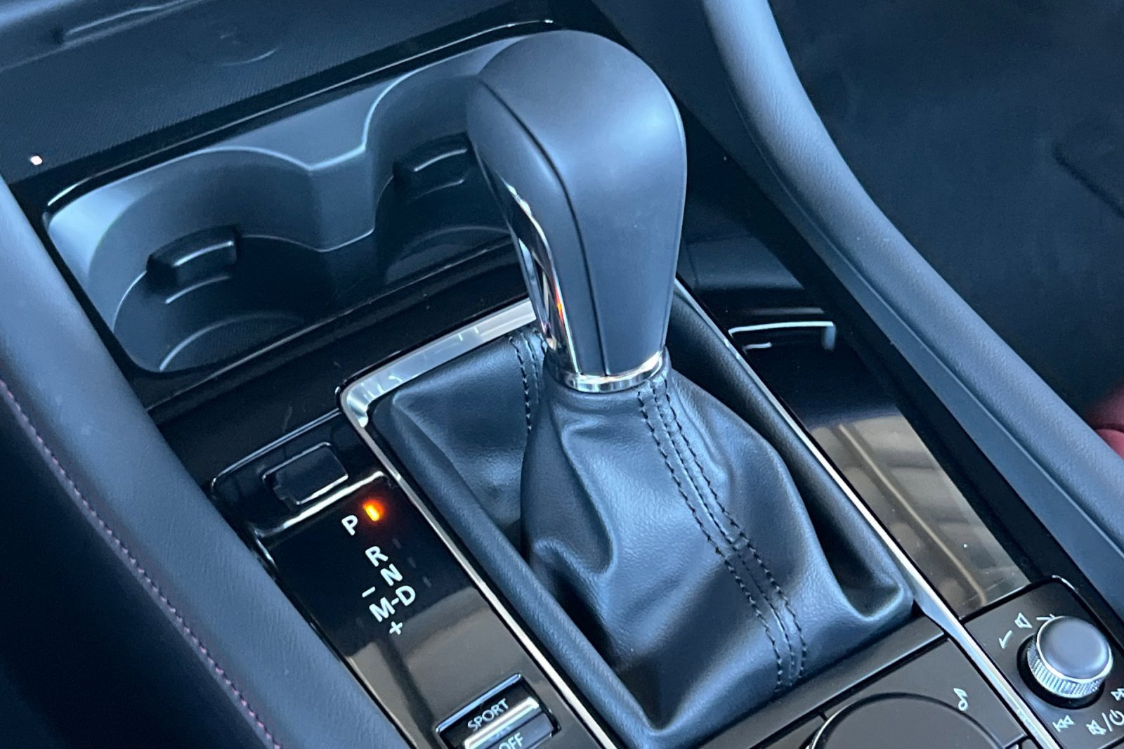 New 2026 MAZDA MAZDA3 Carbon image 21