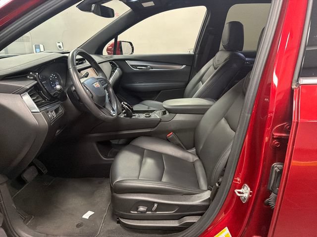 Certified 2024 Cadillac XT6 Luxury FWD image 9