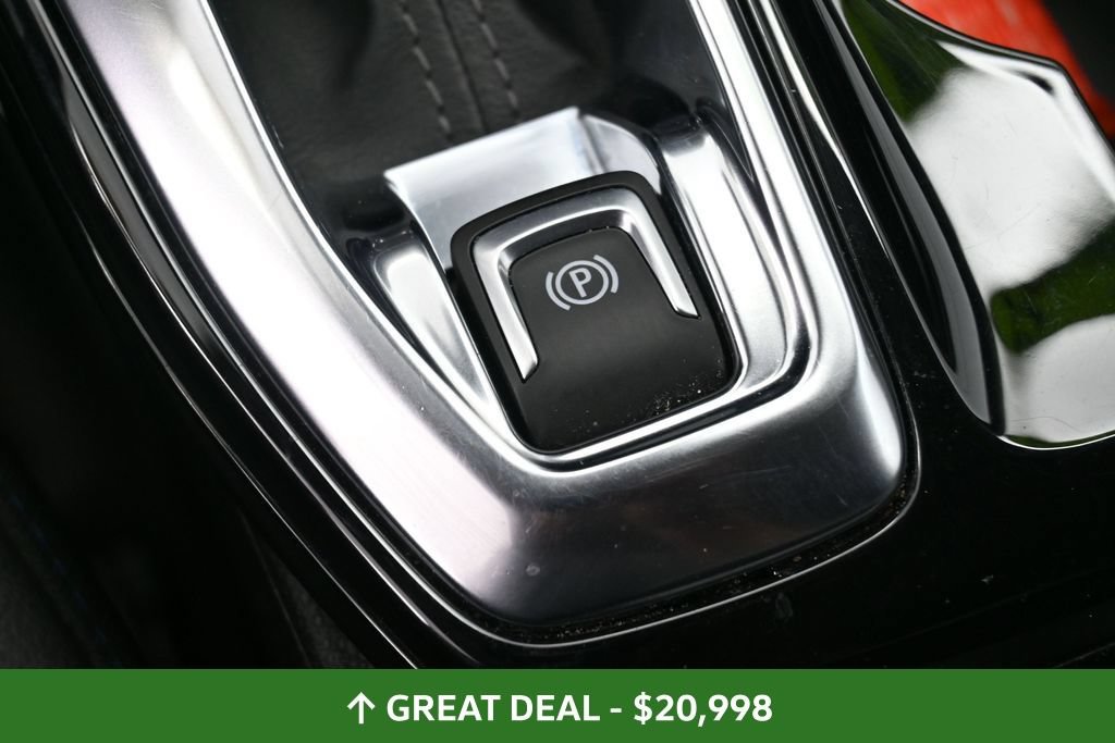 Used 2025 Chevrolet Trax LT FWD image 31