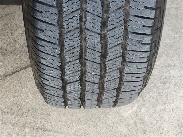 Used 2021 Chevrolet Suburban Z71 w/ Z71 Off-Road Package image 11