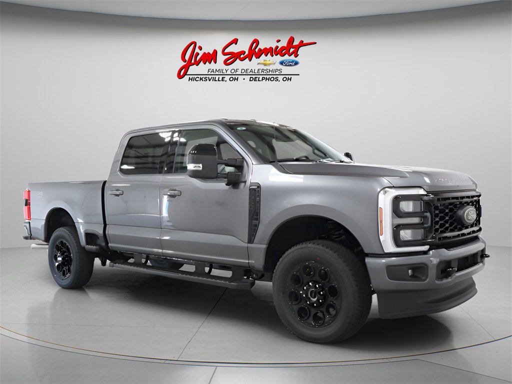 New 2026 Ford F350 Lariat w/ Black Appearance Package image 2