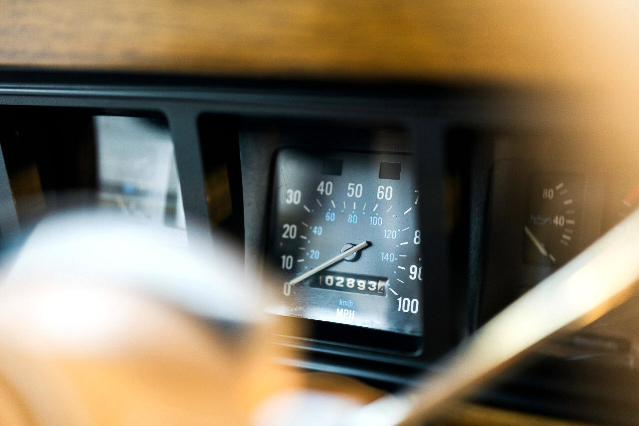 Used 1987 Jeep Grand Wagoneer image 54
