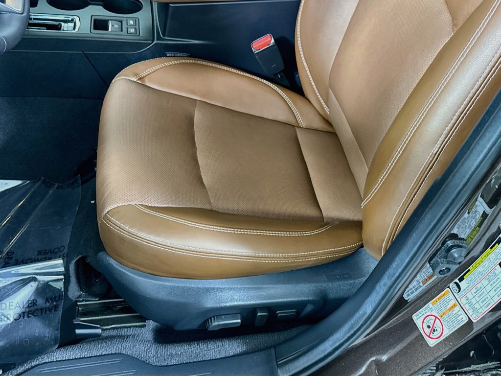 Used 2019 Subaru Outback 2.5i Touring w/ Popular Package #3A AWD/4WD image 23