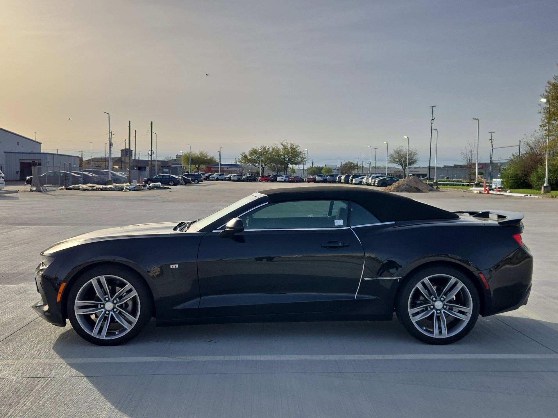Used 2018 Chevrolet Camaro LT w/ RS Package image 6