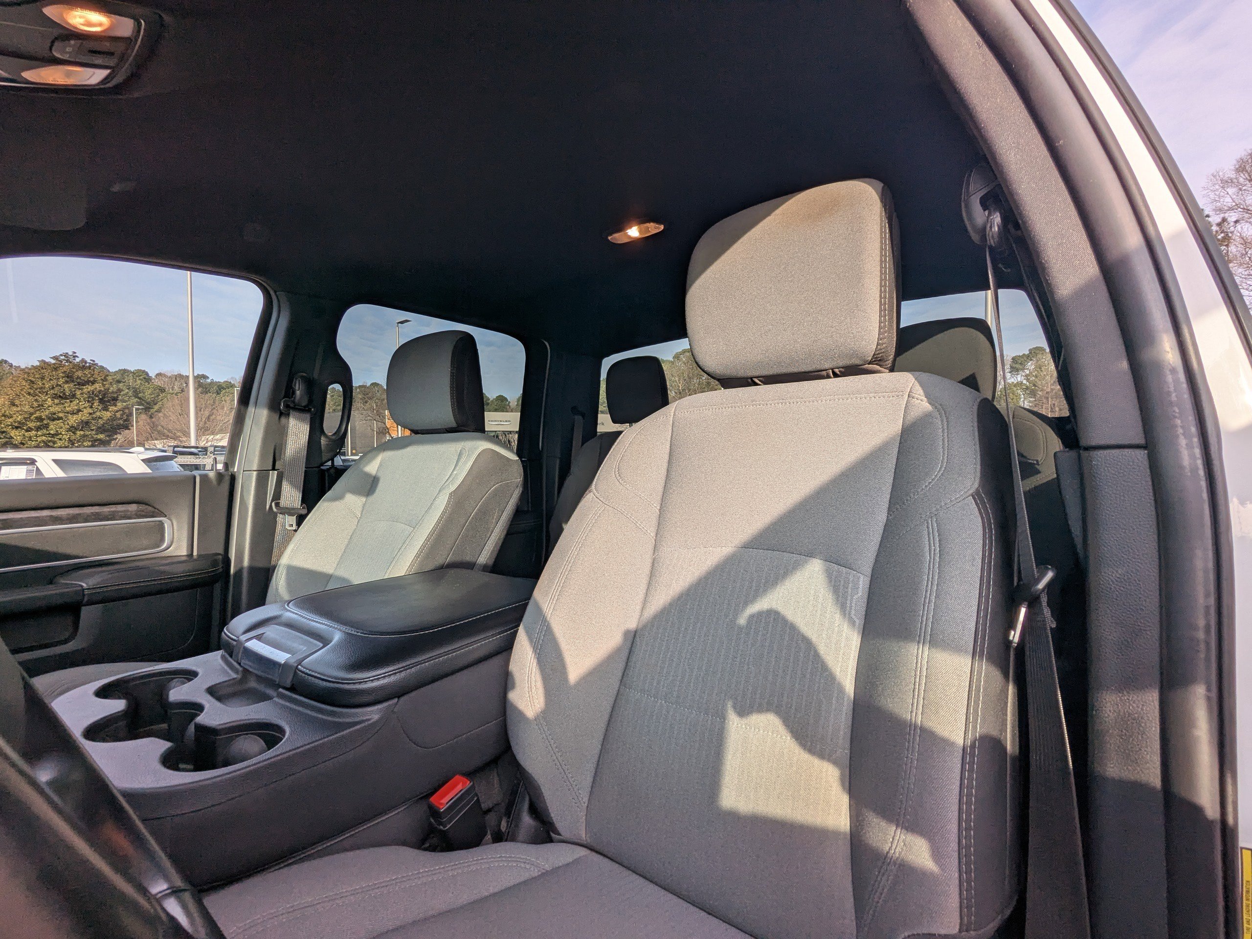 Used 2024 RAM 3500 Big Horn image 9