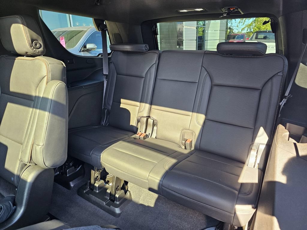 Used 2021 Chevrolet Tahoe High Country AWD/4WD image 18