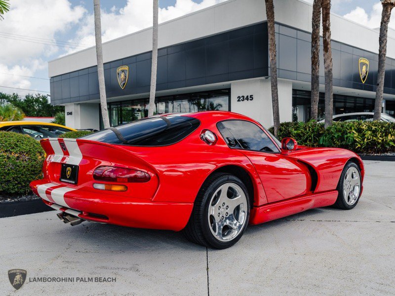 Used 2002 Dodge Viper GTS RWD image 6