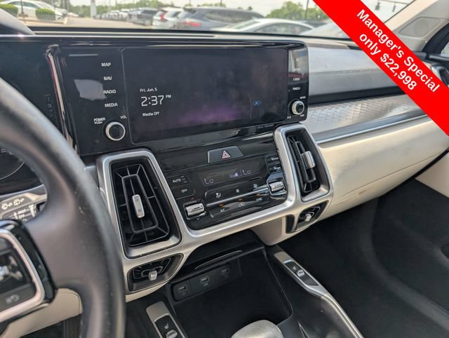 Used 2022 Kia Sorento S w/ Panoramic Sunroof Package FWD image 19