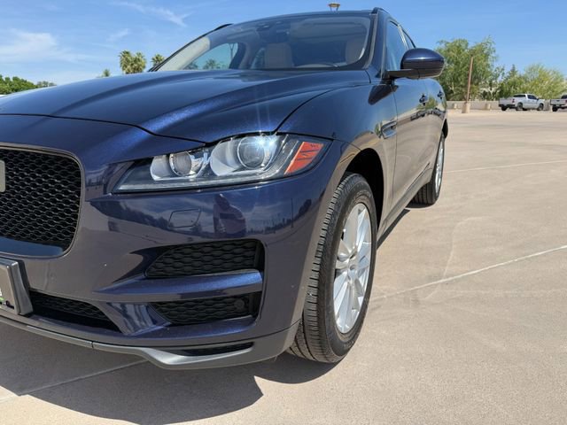 Used 2019 Jaguar F-PACE Prestige image 14