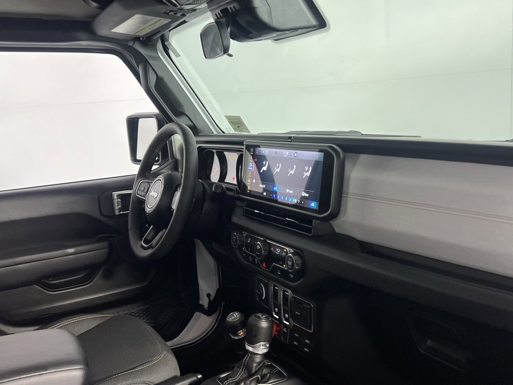 Certified 2024 Jeep Wrangler Willys image 30