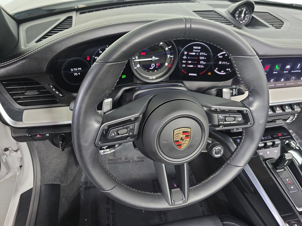 Used 2024 Porsche 911 Carrera S RWD image 4