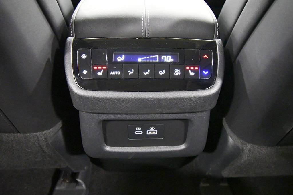 Used 2025 INFINITI QX60 Luxe AWD/4WD image 17