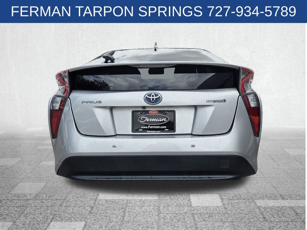 Used 2018 Toyota Prius Four Touring image 6