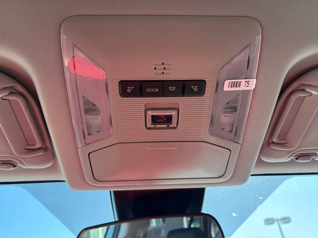 Certified 2025 Toyota RAV4 XLE AWD/4WD image 25