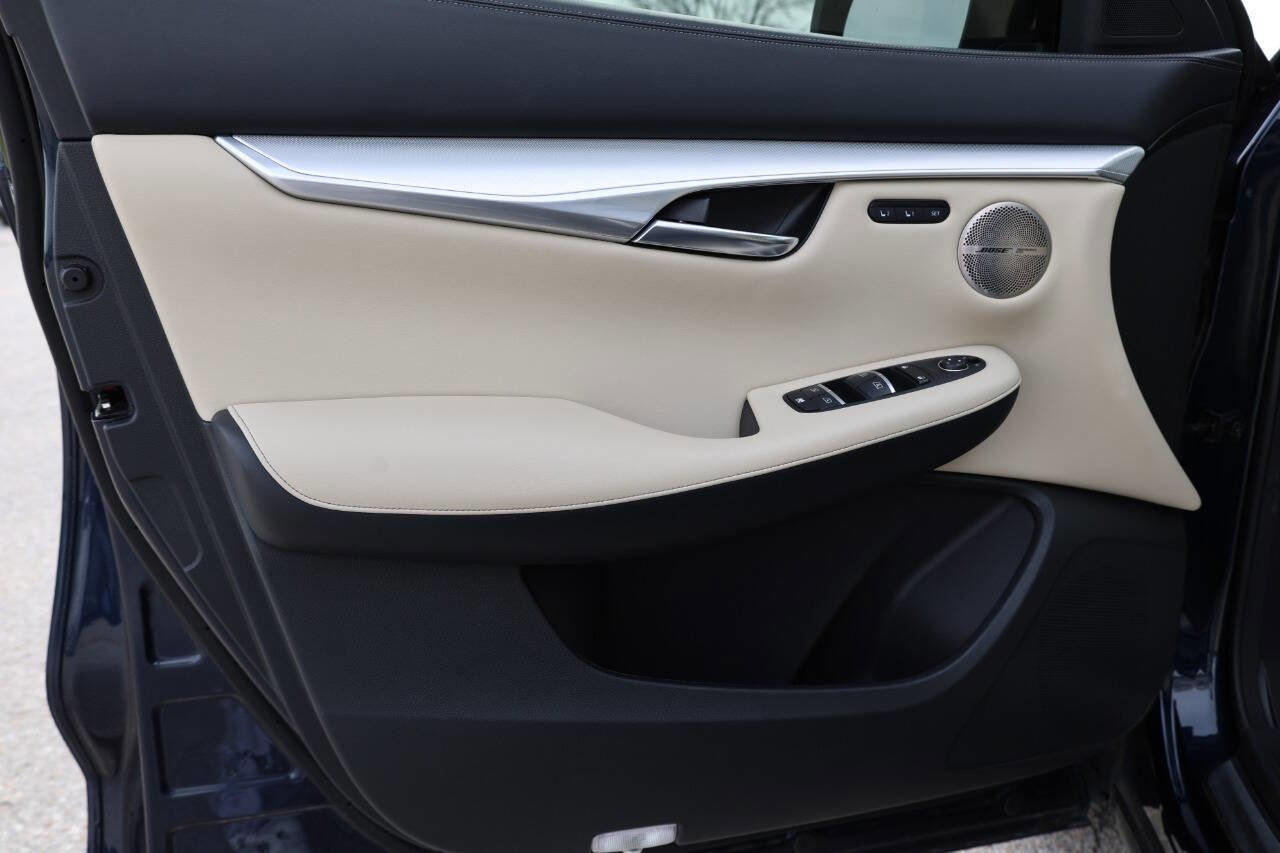 Used 2021 INFINITI QX50 Sensory w/ Accent Package image 12
