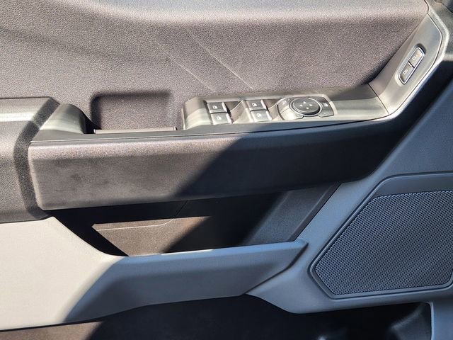 New 2026 Ford F250 XL w/ XL Chrome Package image 23