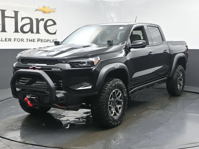 New 2026 Chevrolet Colorado ZR2 w/ Off-Road Front Bumper Package AWD/4WD image 12