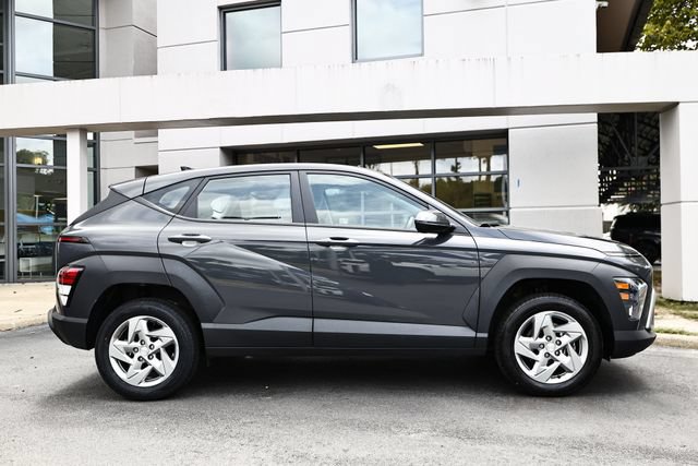 Used 2024 Hyundai Kona SE AWD/4WD image 4