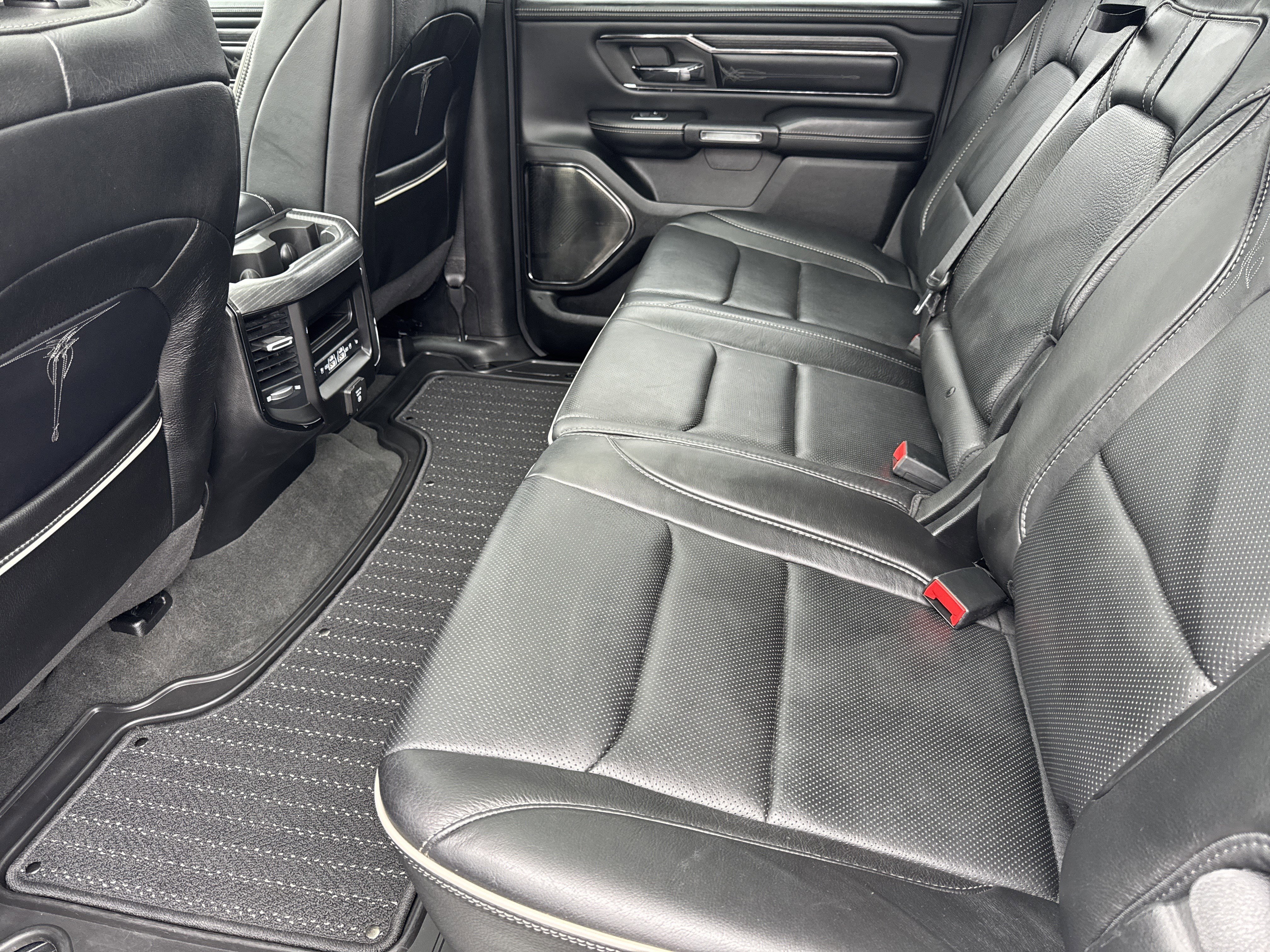 Used 2023 RAM 1500 Limited image 25