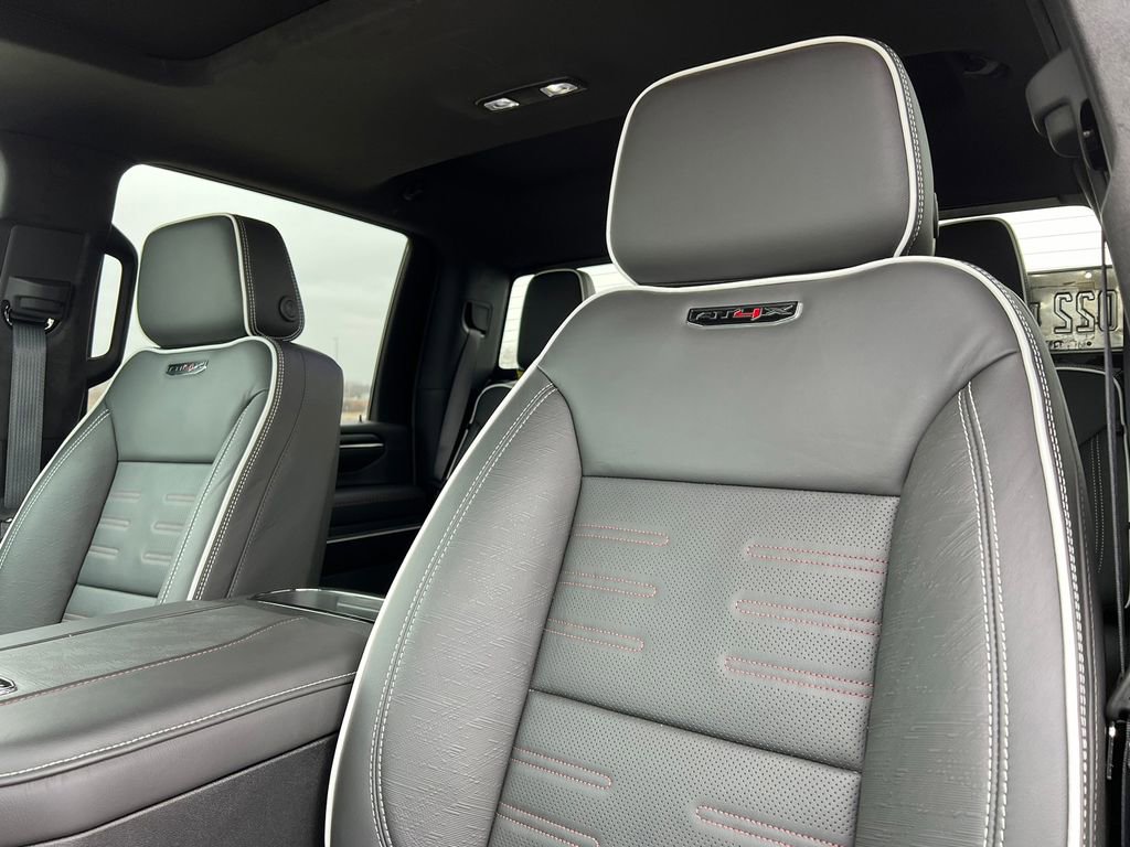 Certified 2026 GMC Sierra 2500 AT4X w/ LPO, Black Badging Package image 27