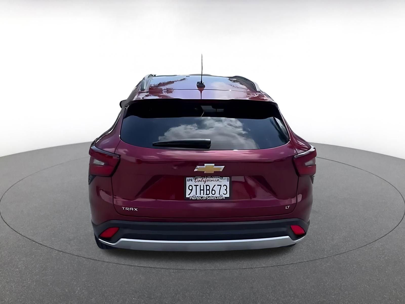 Used 2025 Chevrolet Trax LT image 12