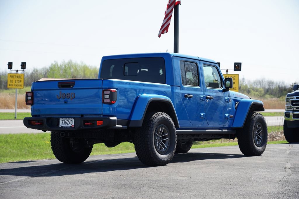 Used 2024 Jeep Gladiator Rubicon image 3