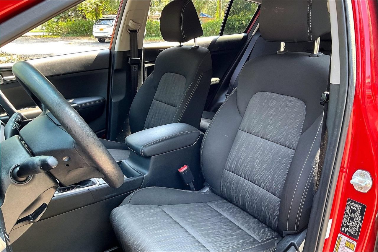 Used 2019 Kia Sportage LX FWD image 18