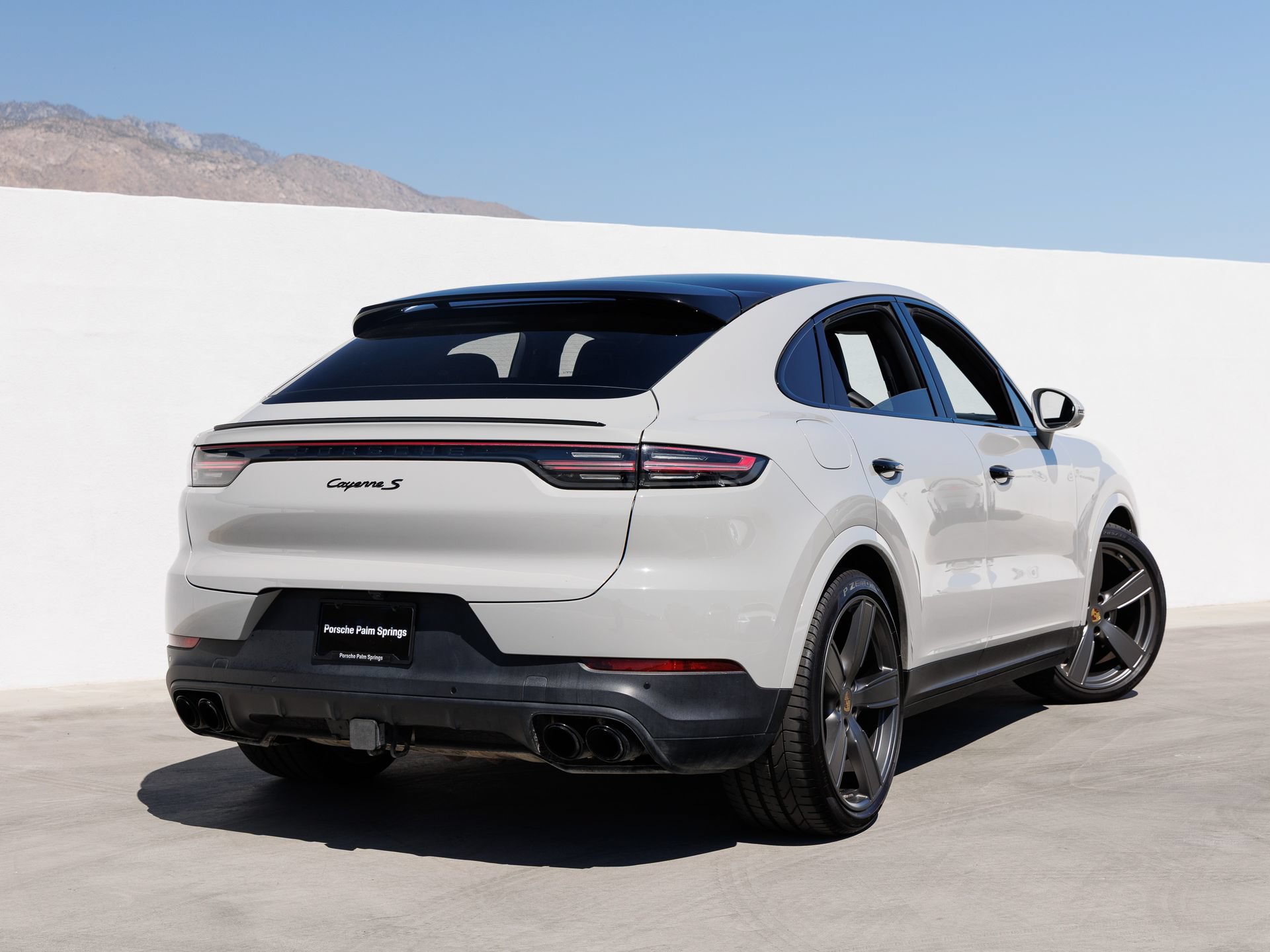 Certified 2023 Porsche Cayenne S AWD/4WD image 7