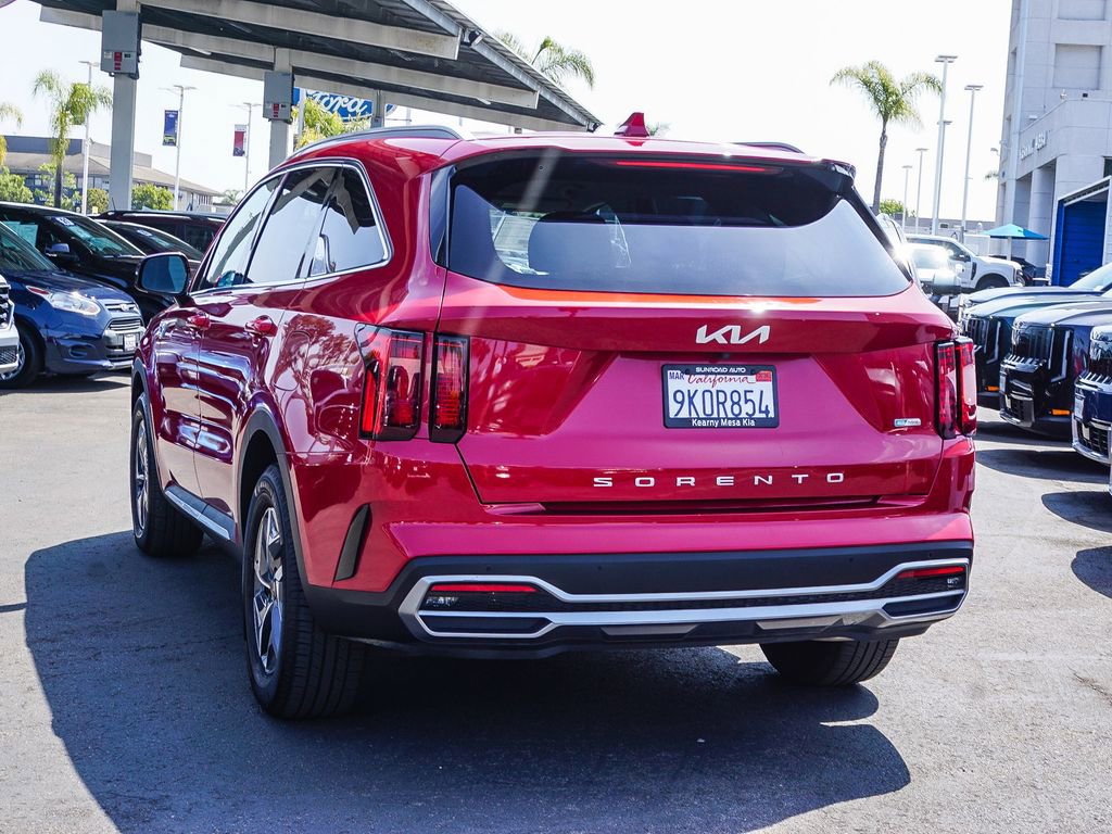 Certified 2022 Kia Sorento S FWD image 5