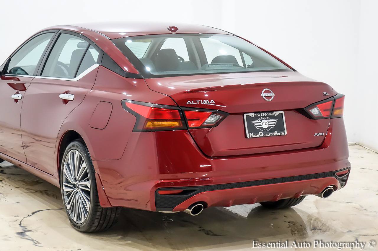 Used 2024 Nissan Altima 2.5 SL AWD/4WD image 9