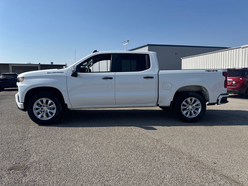 Used 2022 Chevrolet Silverado 1500 Custom w/ Safety Confidence Package image 3