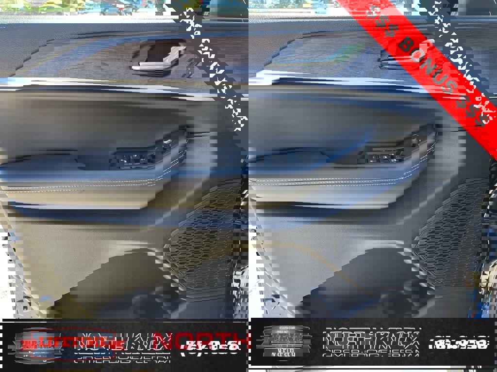 New 2025 Jeep Grand Cherokee L Limited image 5