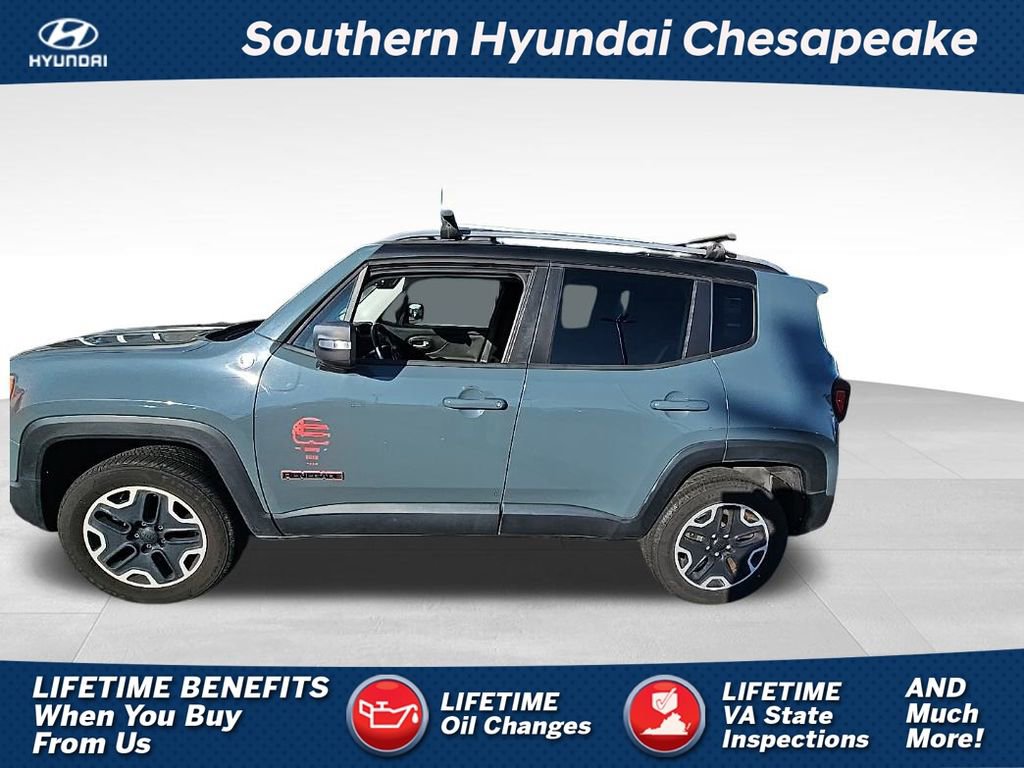 Used 2015 Jeep Renegade Trailhawk image 1