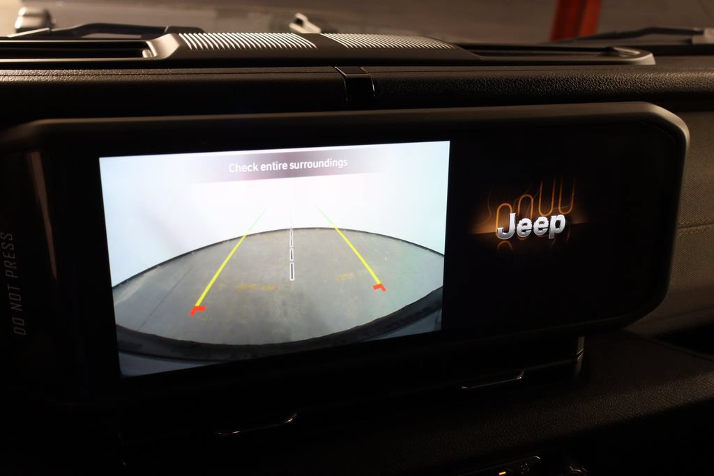 Used 2024 Jeep Wrangler Sport AWD/4WD image 38