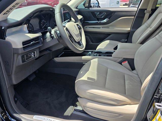 Used 2021 Lincoln Corsair FWD w/ Premium Package image 10