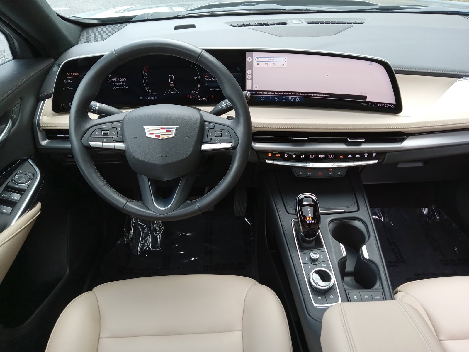 Used 2024 Cadillac XT4 Luxury w/ Cold Weather Package AWD/4WD image 14