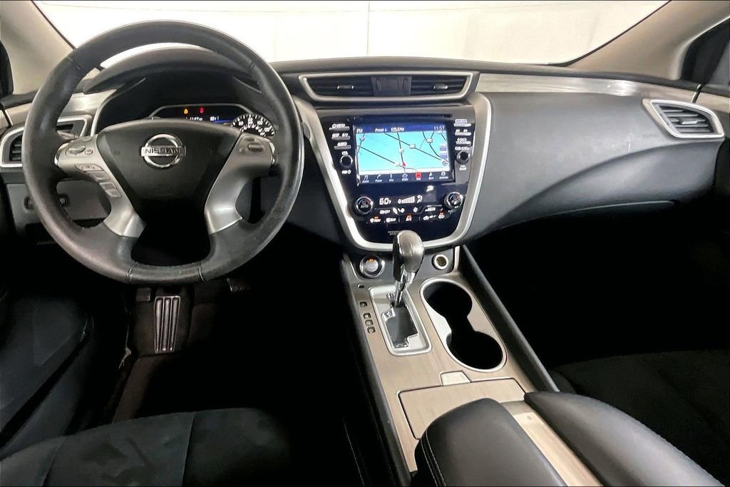Used 2017 Nissan Murano SV image 15