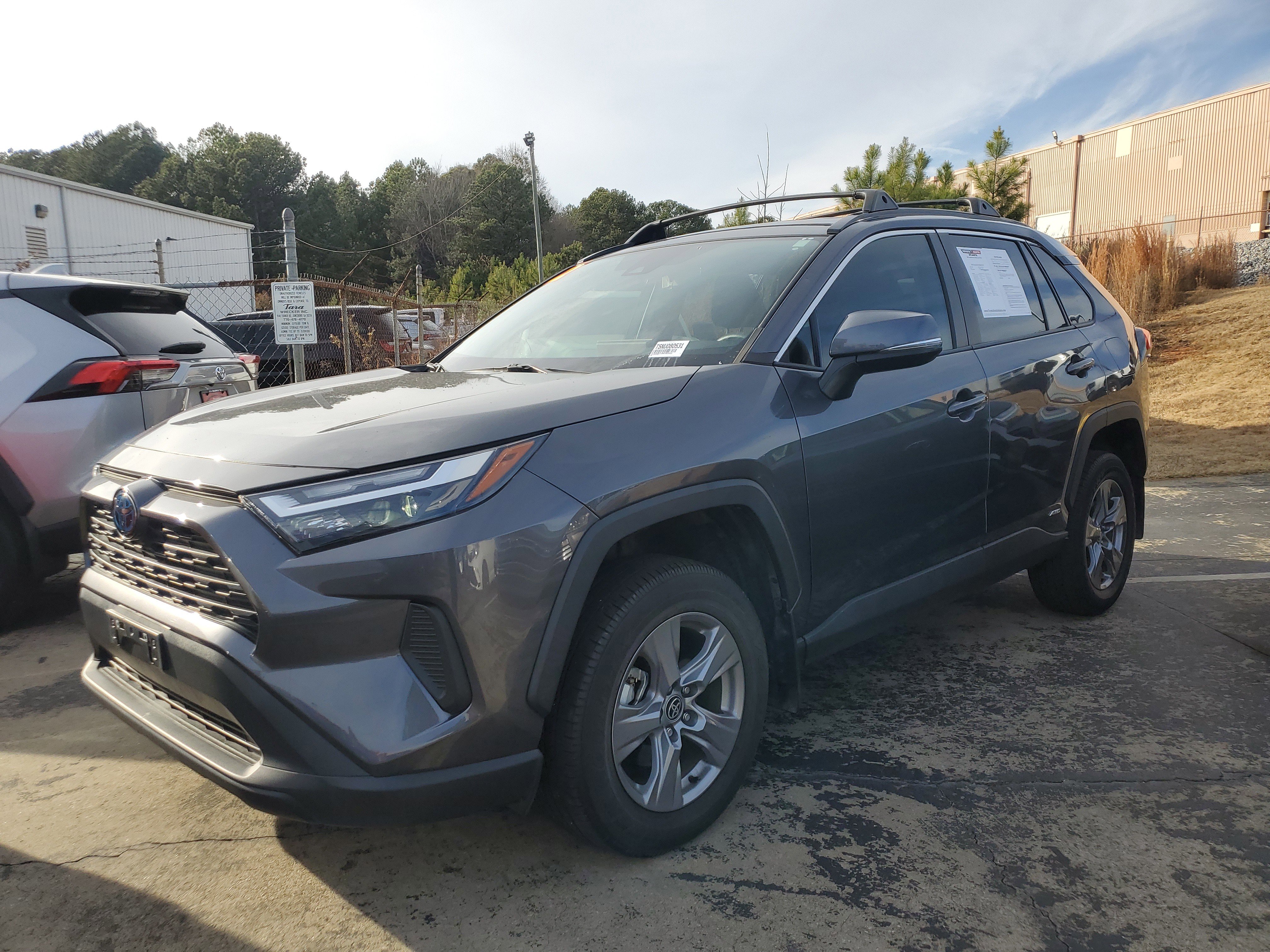 Used 2022 Toyota RAV4 XLE image 3
