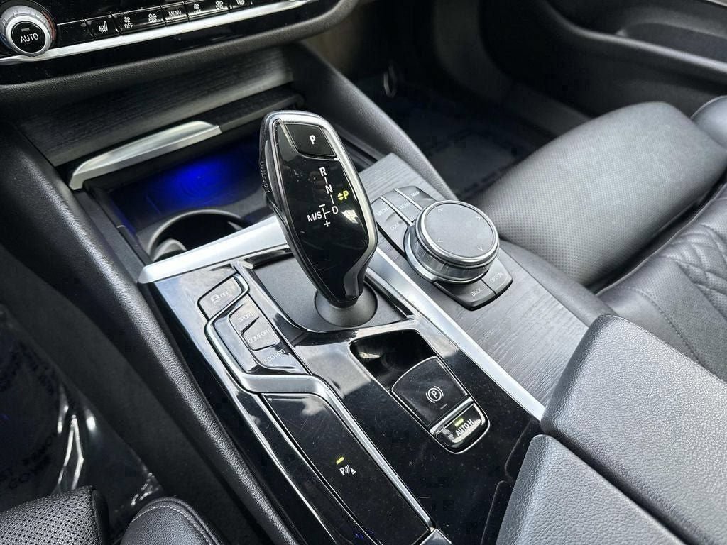 Used 2023 BMW 530i xDrive w/ Premium Package AWD/4WD image 36