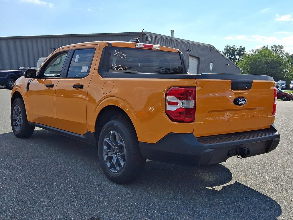 New 2026 Ford Maverick XLT w/ Equipment Group 301A AWD/4WD image 3